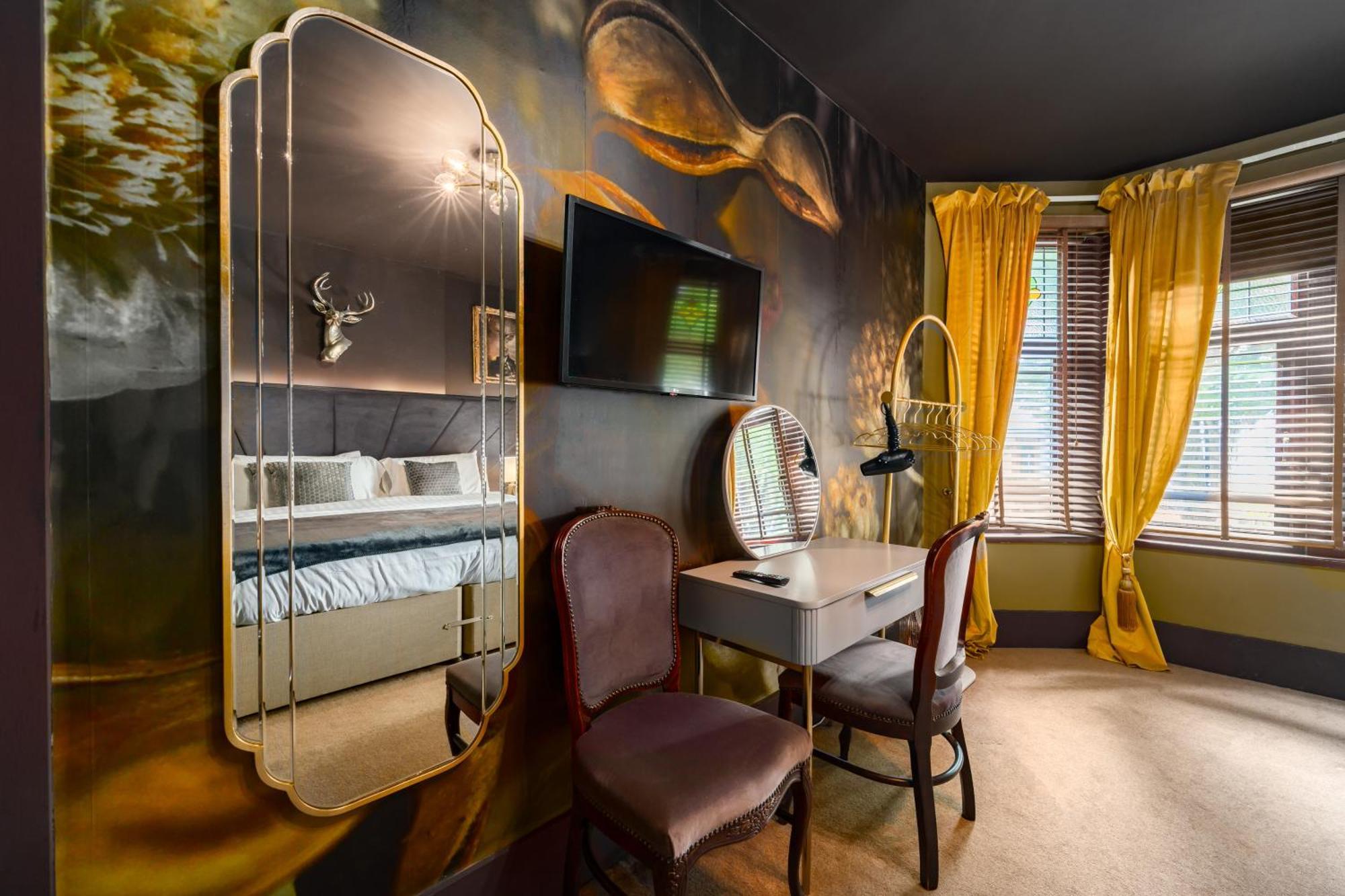 City Retreat, Spacious 4 Bed House, Games Room, Parking, Hot Tub & Bbq Cardiff Exteriér fotografie