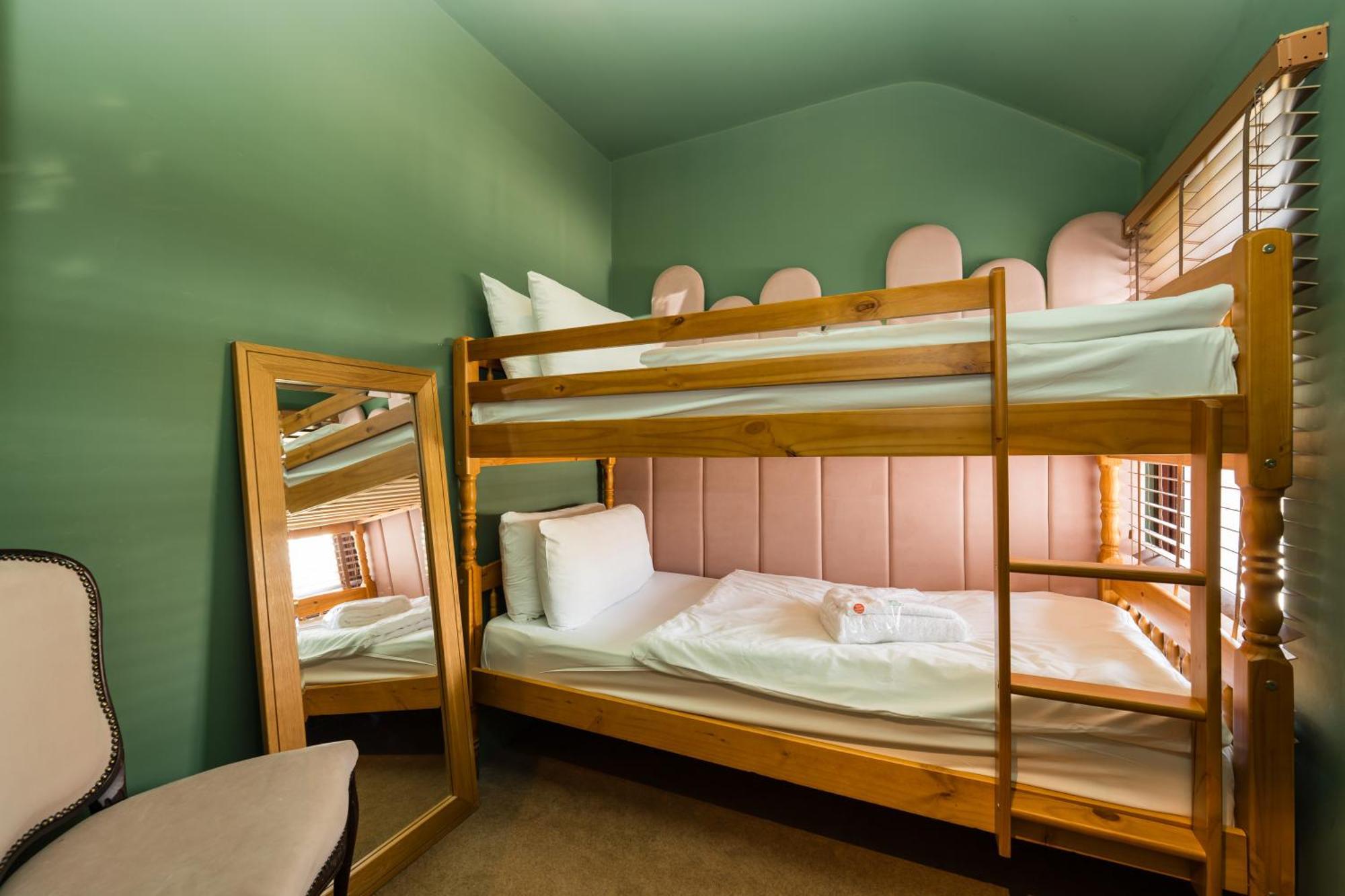 City Retreat, Spacious 4 Bed House, Games Room, Parking, Hot Tub & Bbq Cardiff Exteriér fotografie