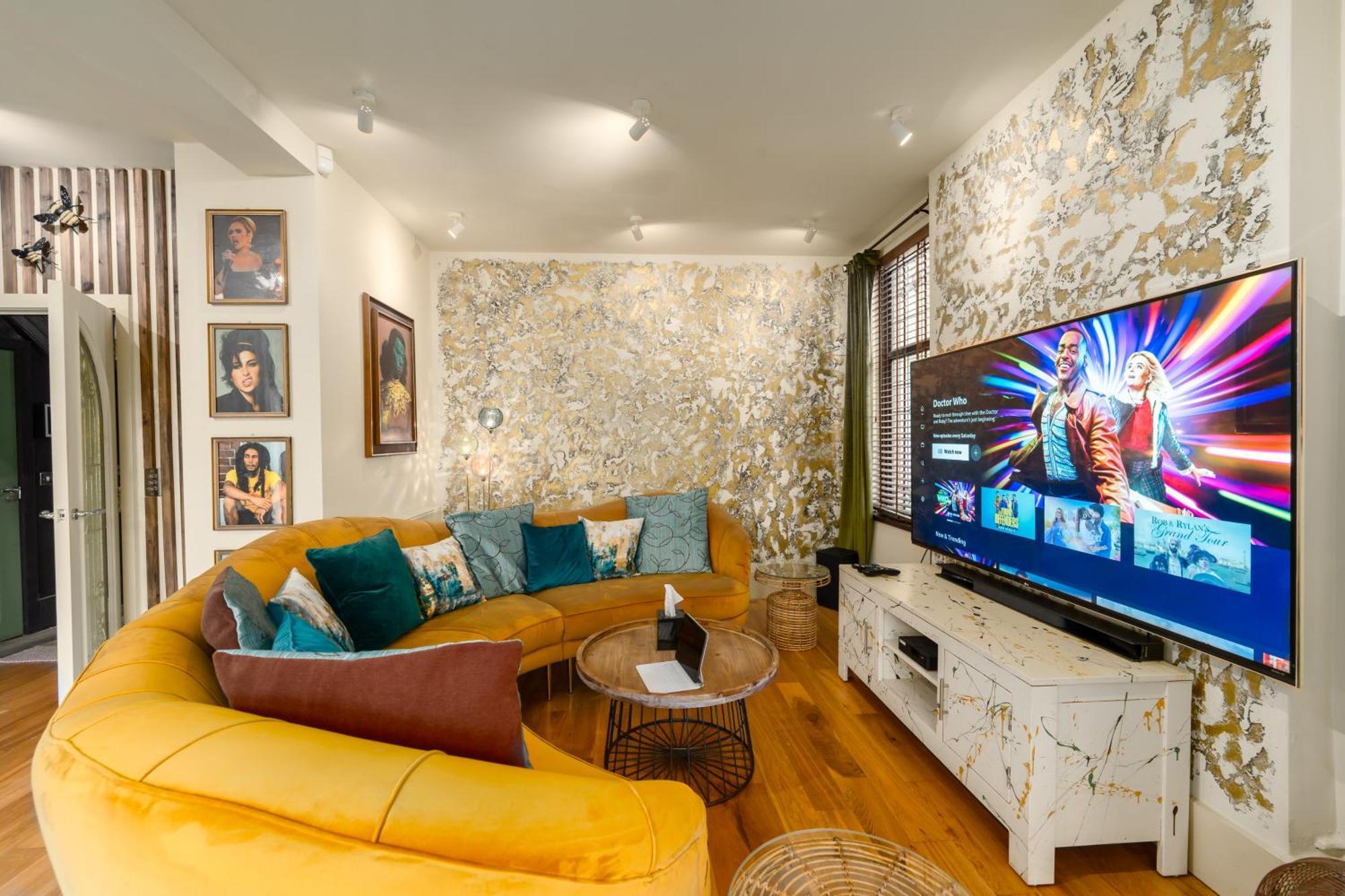 City Retreat, Spacious 4 Bed House, Games Room, Parking, Hot Tub & Bbq Cardiff Exteriér fotografie