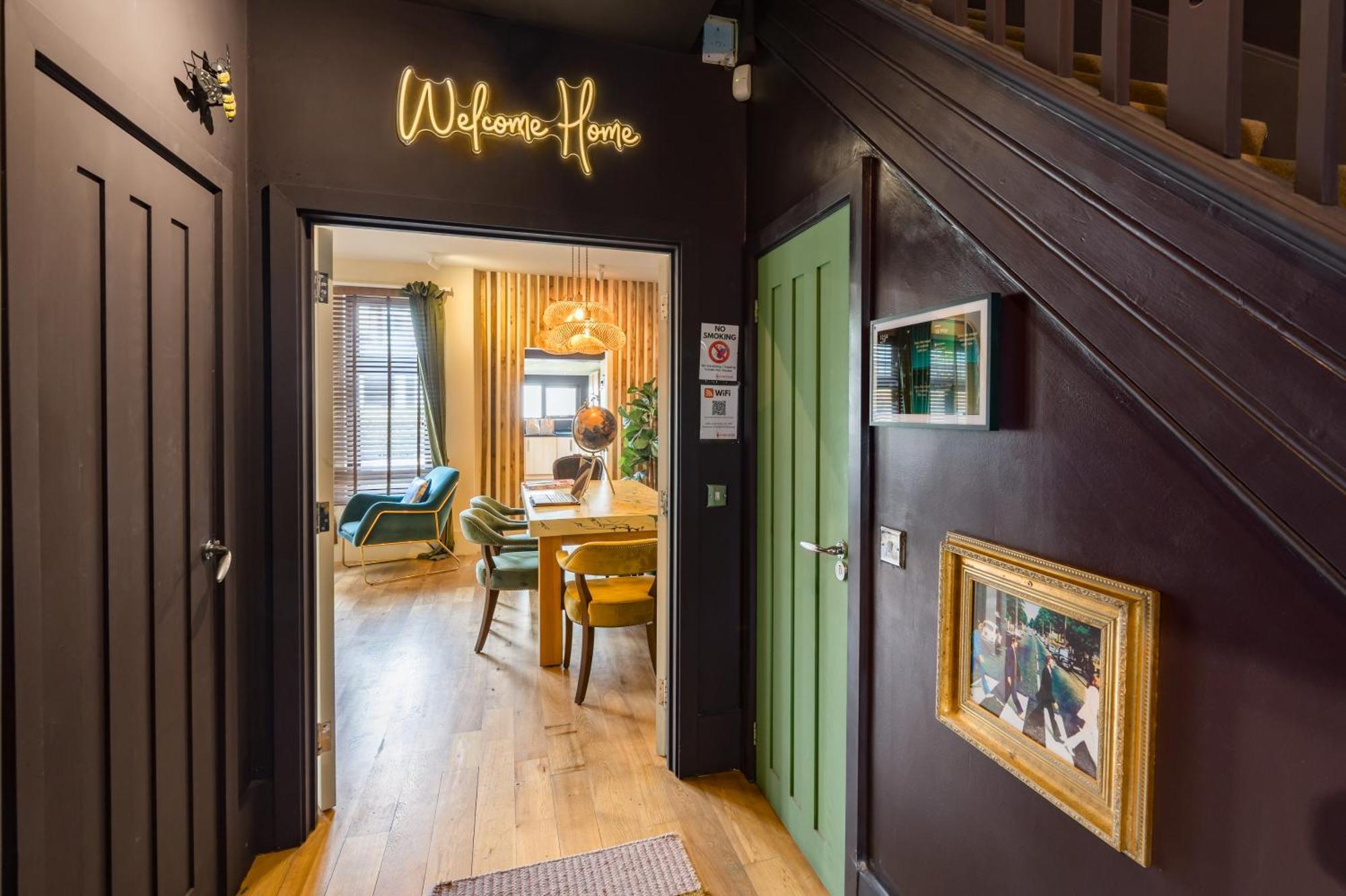 City Retreat, Spacious 4 Bed House, Games Room, Parking, Hot Tub & Bbq Cardiff Exteriér fotografie